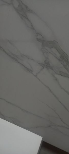 Керамограніт Golden Tile Elba біла глянцева 862051 40*40